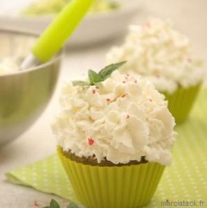 Cupcake aux épinards et à la mousse de chèvre